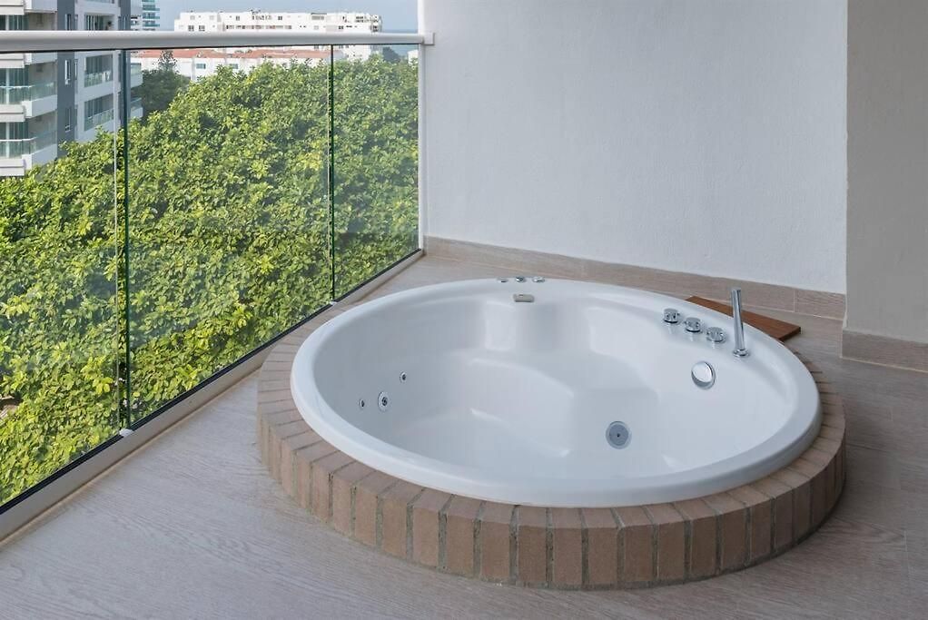 Apartamento 2bd Next To W Pvt Jacuzzi Martinique 74 *