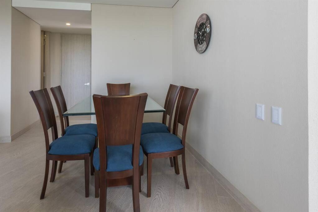 2bd Next To W Pvt Jacuzzi Martinique 74